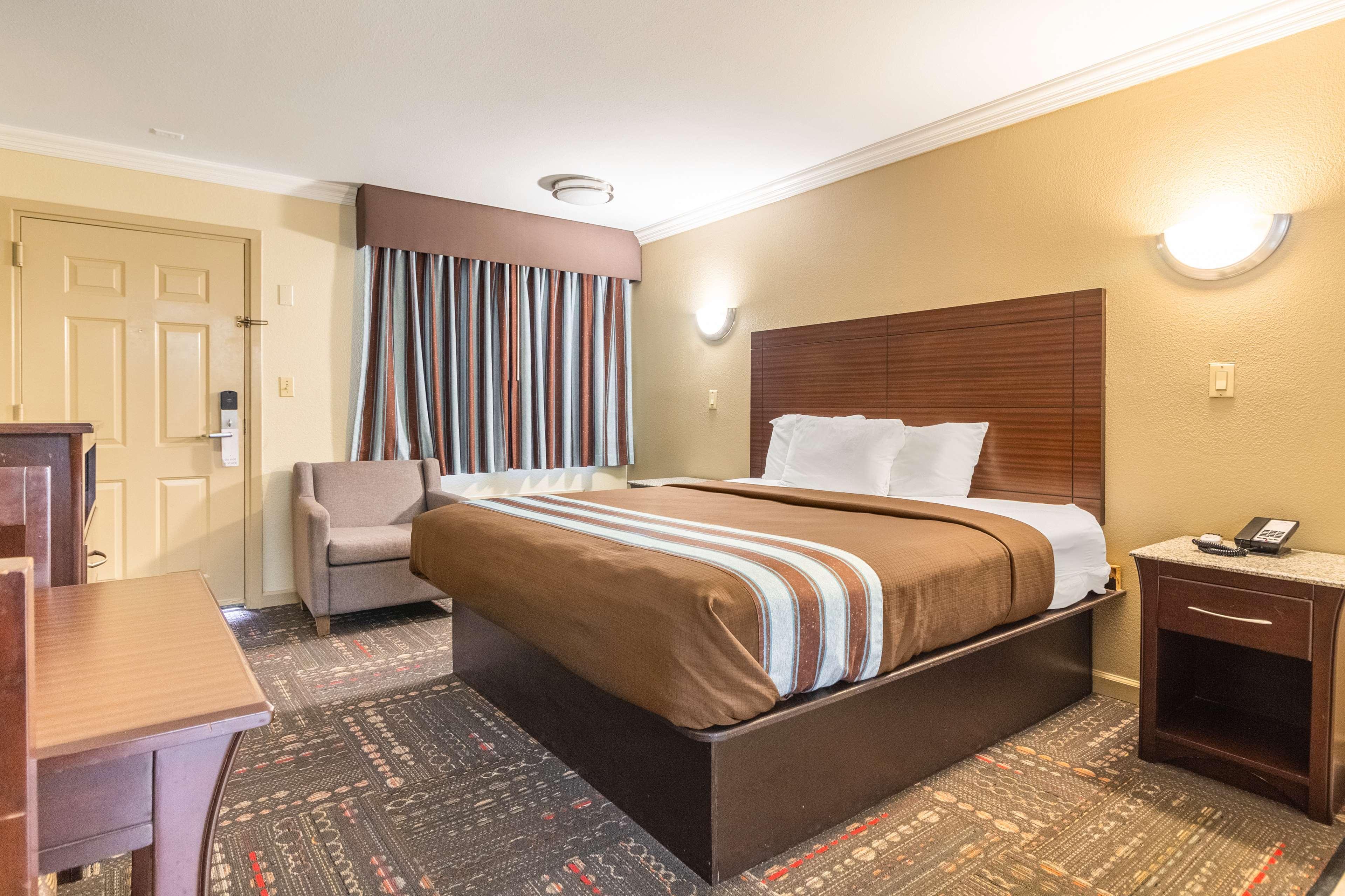 Hotel Dan Inn Uberaba & Convencoes By Nacional Inn Dış mekan fotoğraf