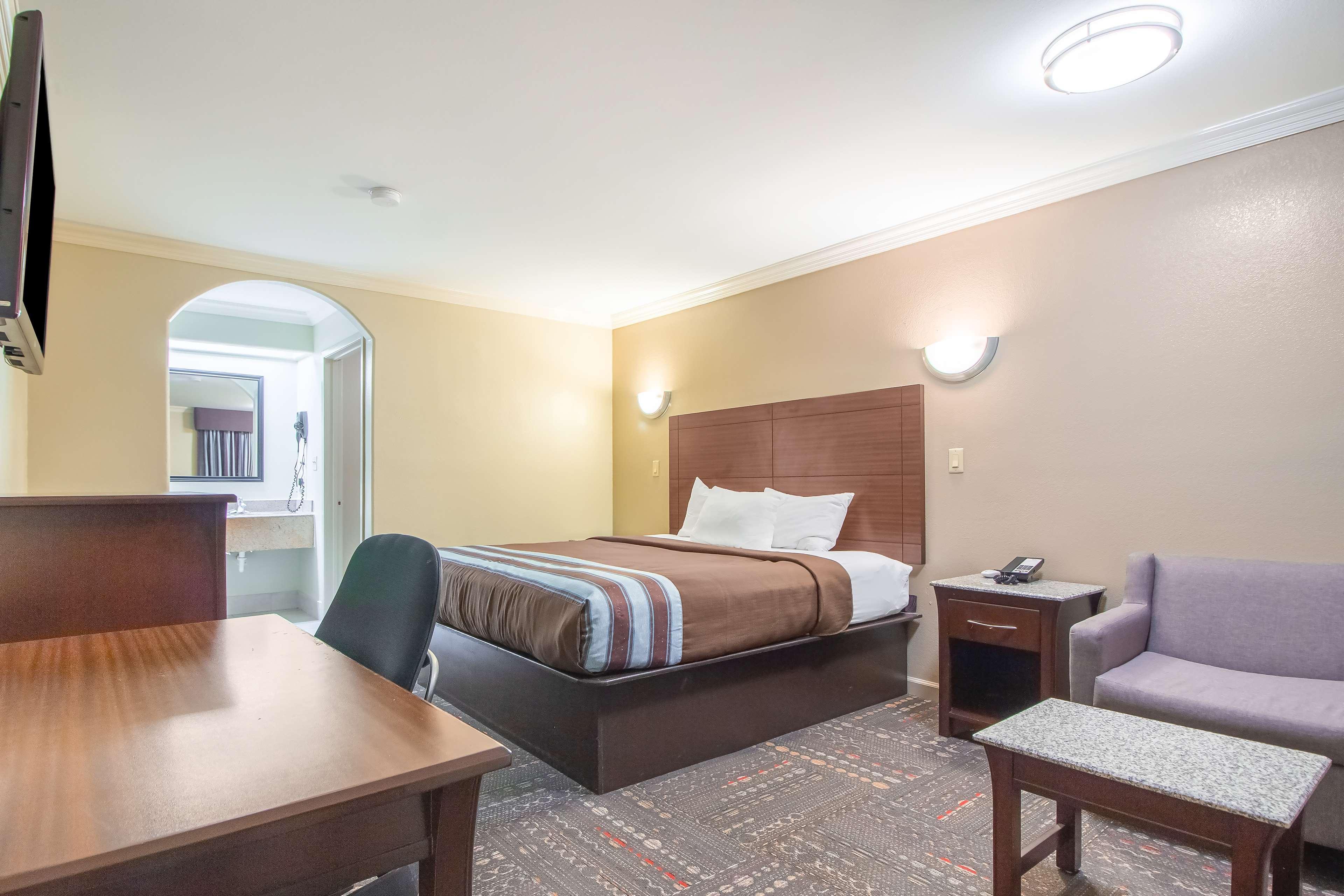 Hotel Dan Inn Uberaba & Convencoes By Nacional Inn Dış mekan fotoğraf